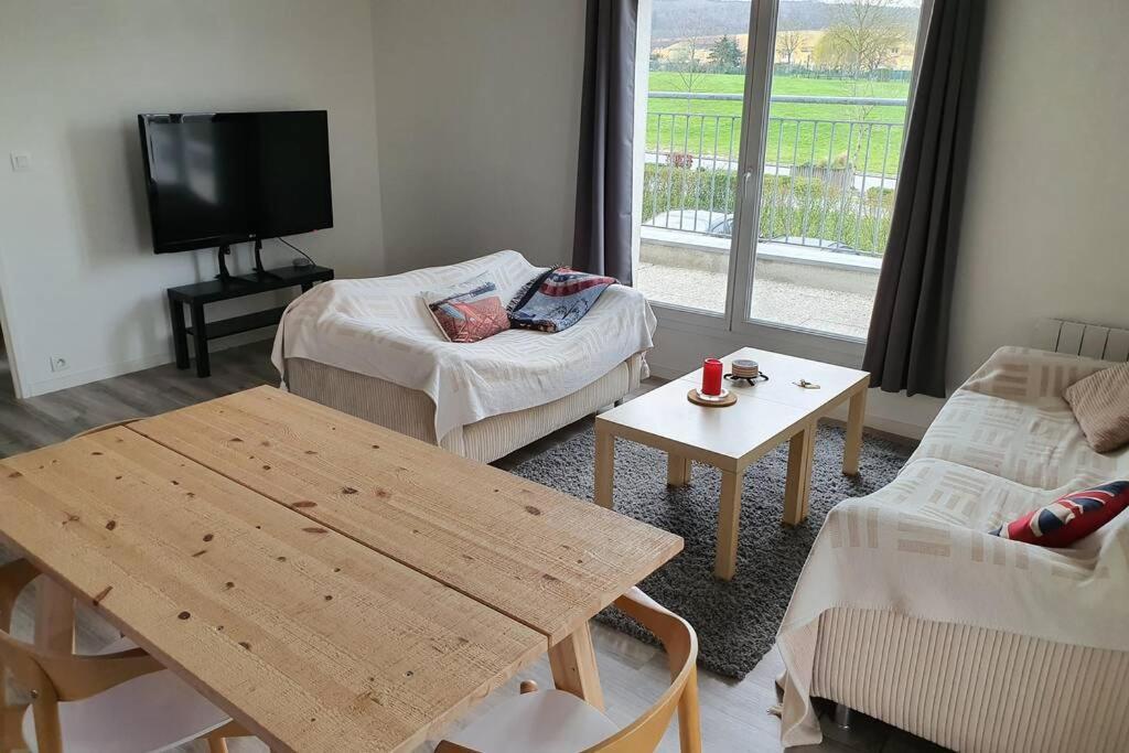 Appartement Contemporain Renove A Neuf Avec Cuisine Equipe - Val De Reuil Val-de-Reuil Luaran gambar